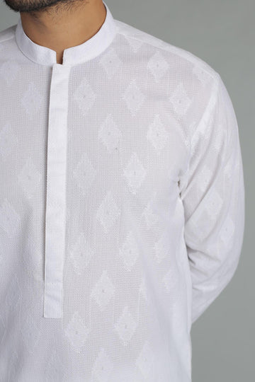 EMBROIDERED KURTA WHITE