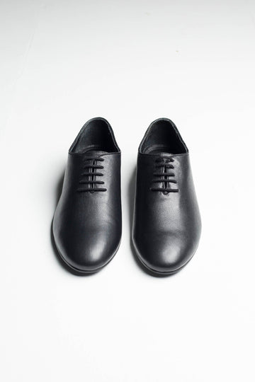WHOLECUT SHOES BLACK