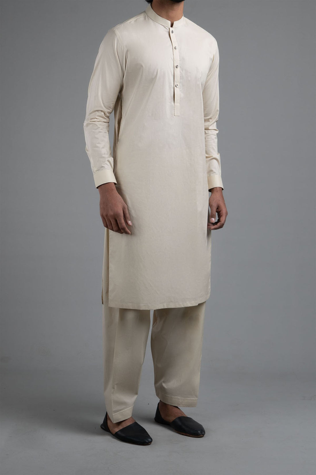 KAMEEZ SHALWAR BEIGE