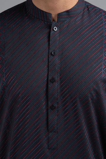 EMBROIDERED KURTA BLACK