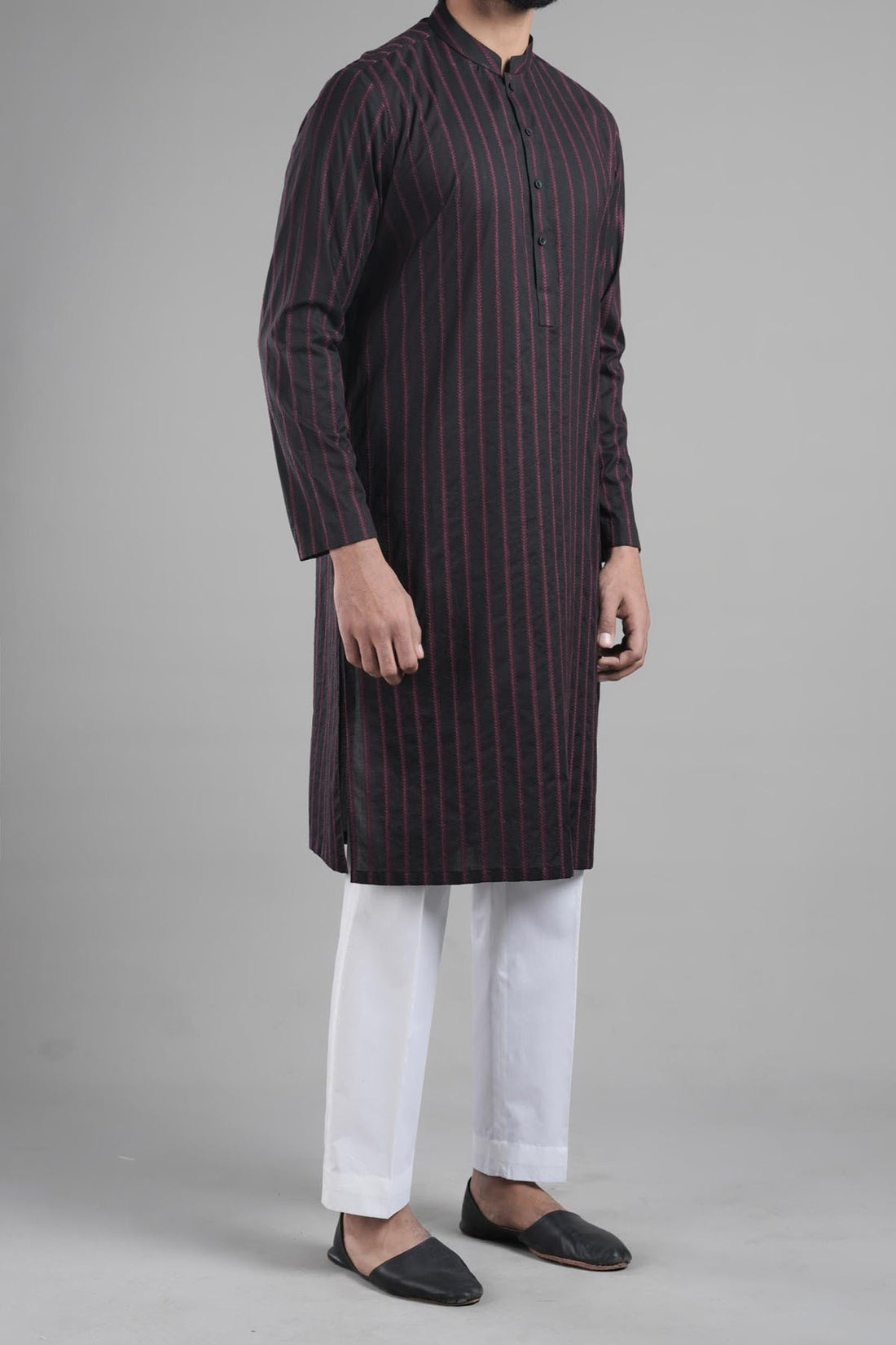 EMBROIDERED KURTA RDM BLACK