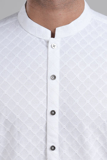 EMBROIDERED KURTA WHITE