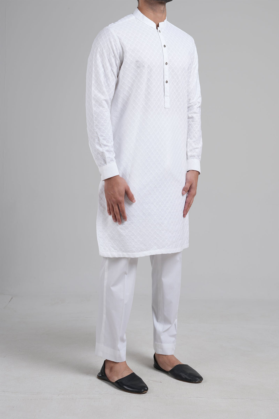 EMBROIDERED KURTA WHITE