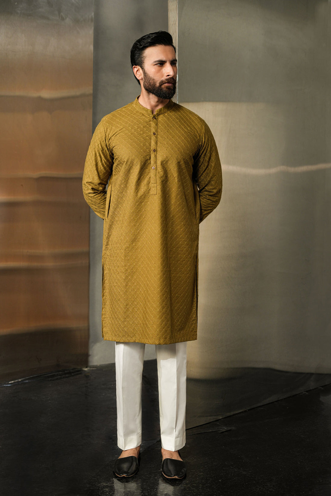 EMBROIDERED-KURTA-OLIV-GRN