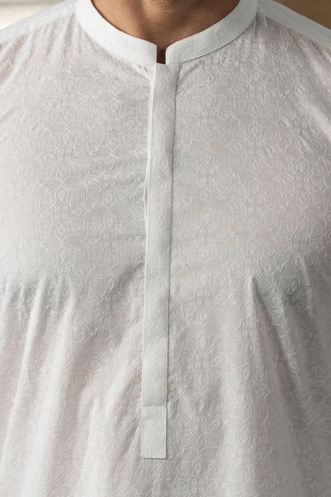 EMBROIDERED-KURTA-WHITE