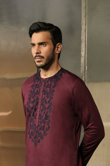 EMBROIDERED-KURTA-MAROON