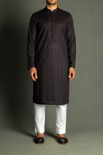 EMBROIDERED-KURTA-BLACK