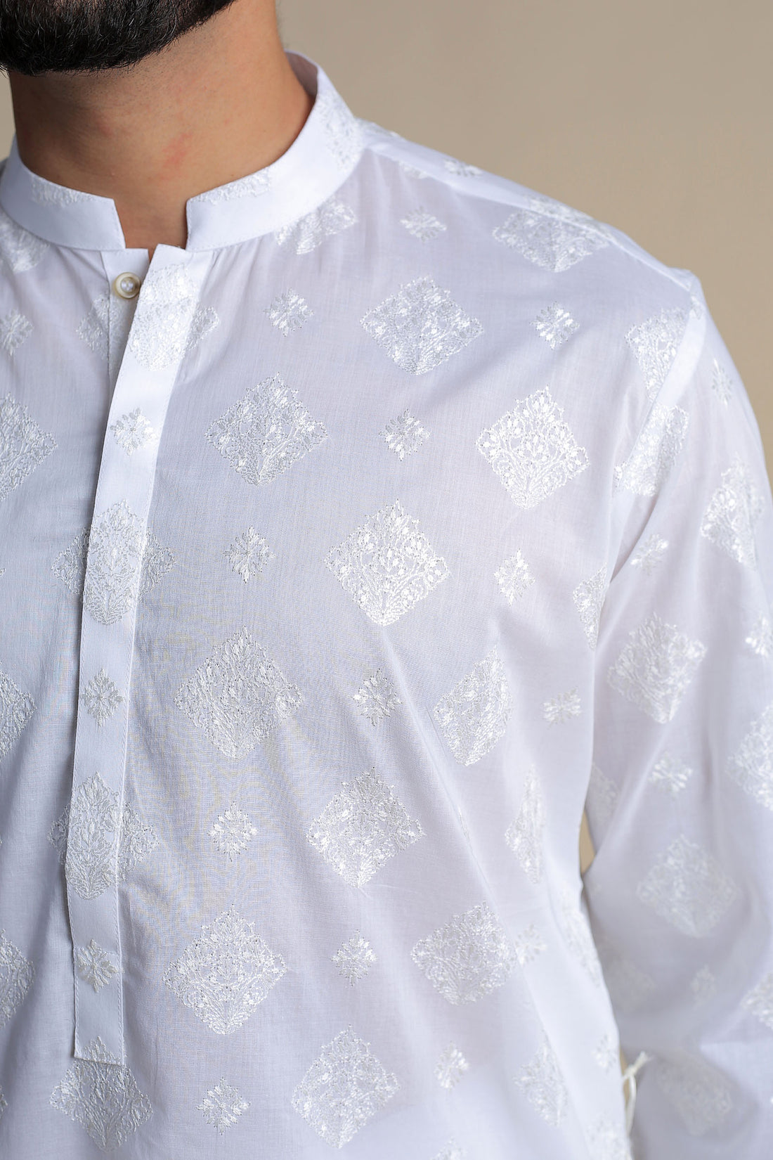 EMBROIDERED-KURTA-WHITE