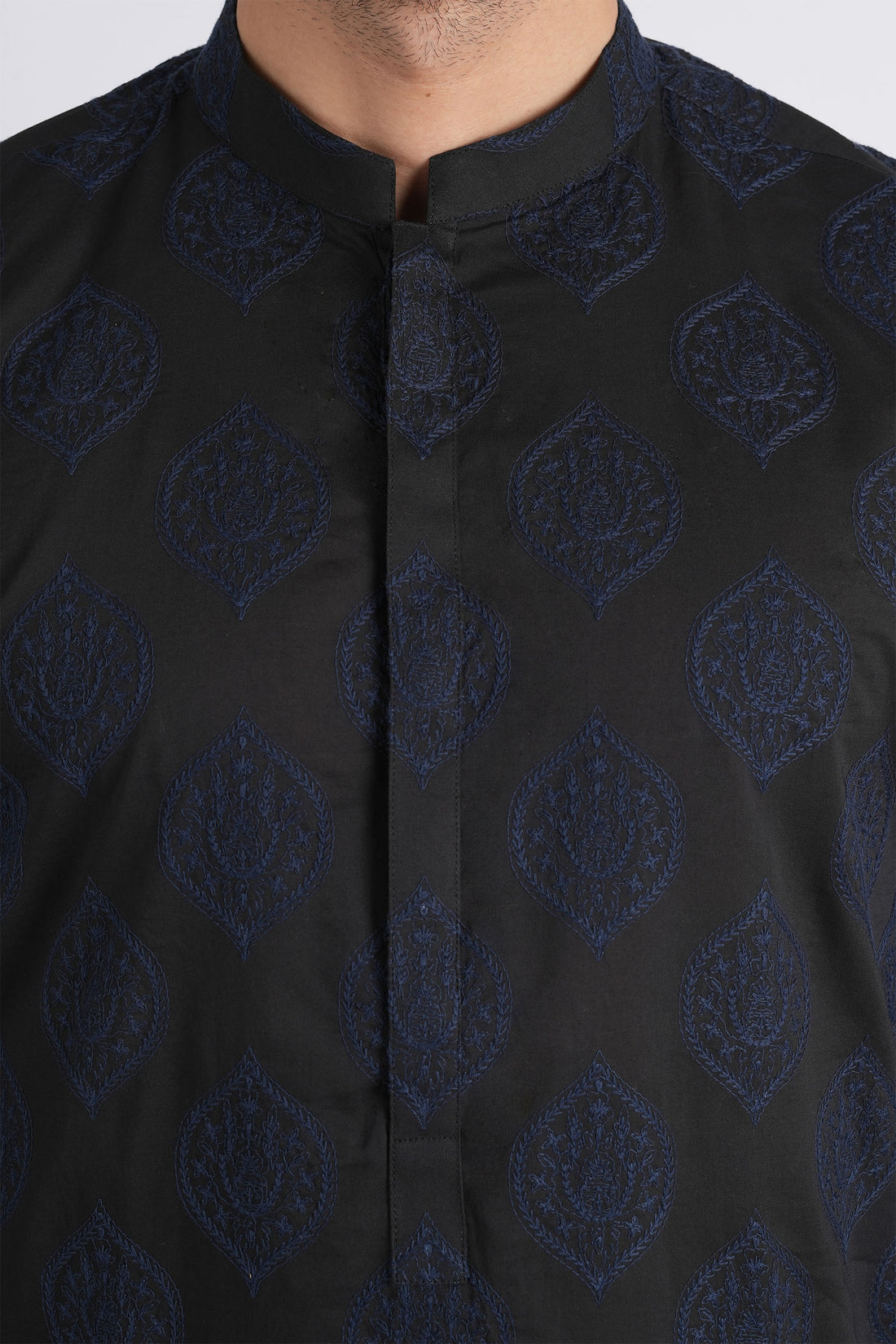 Embroidered-Kurta-Blck-Blu