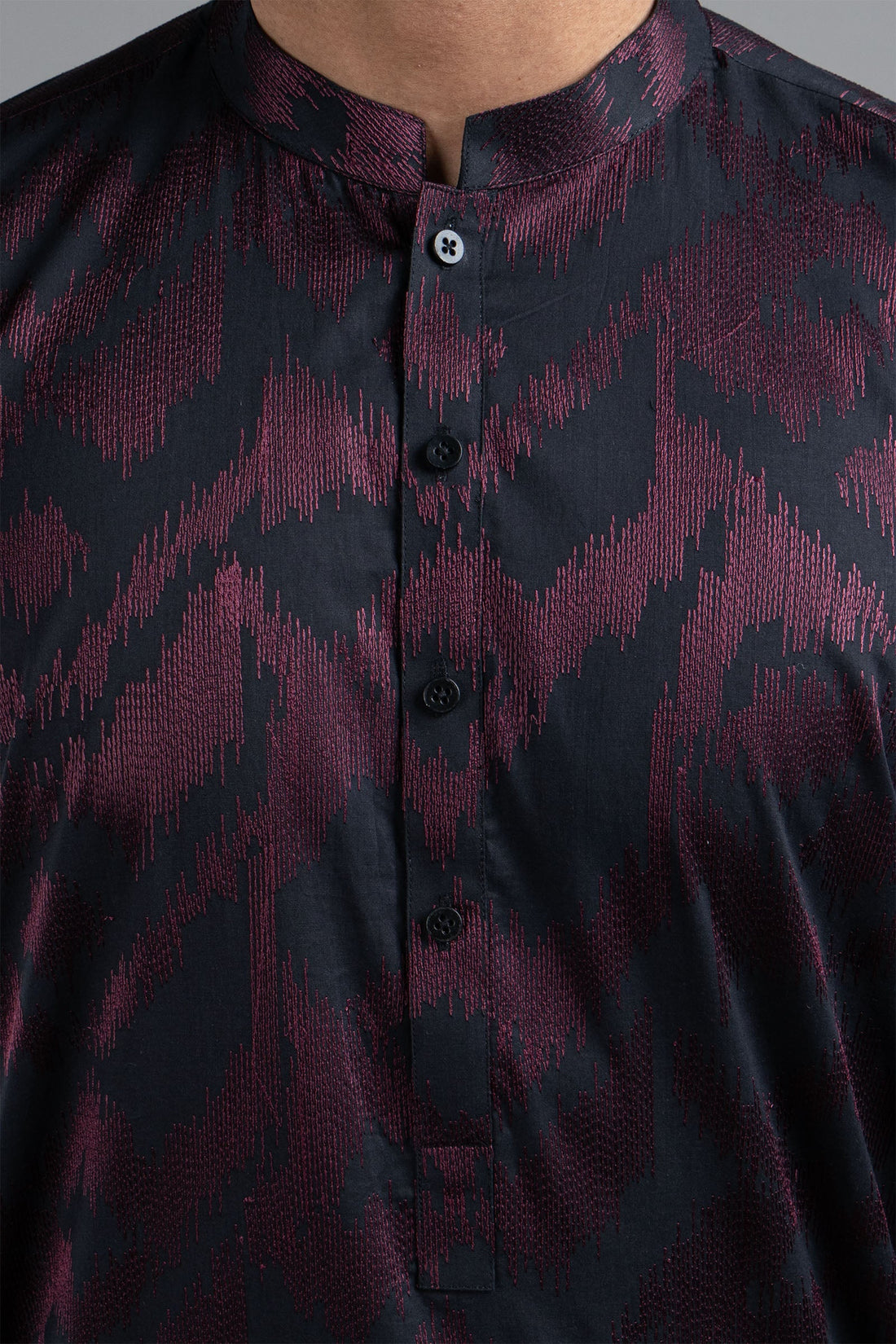 Embroiodered Kurta Black