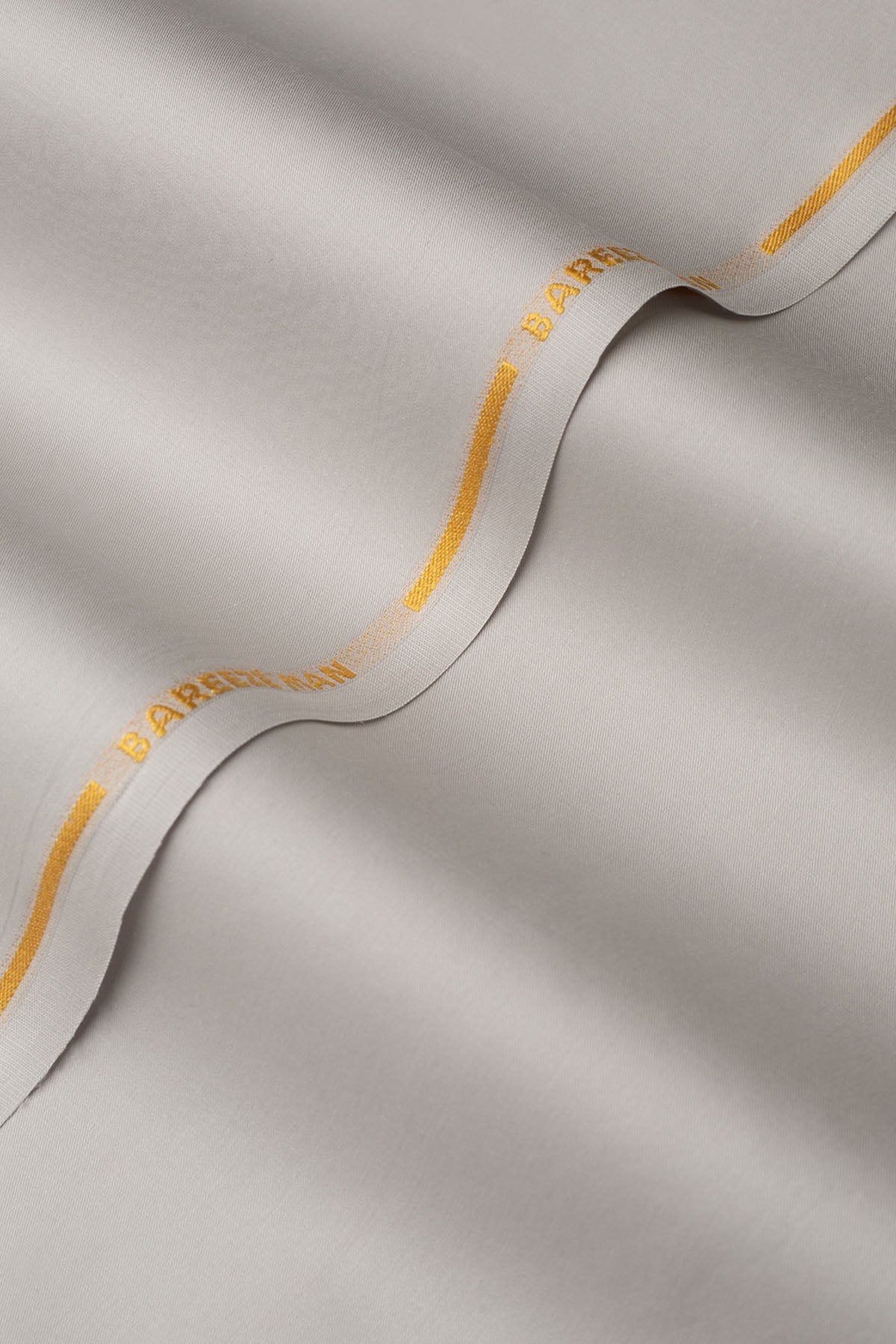 Unstitched clothing for men