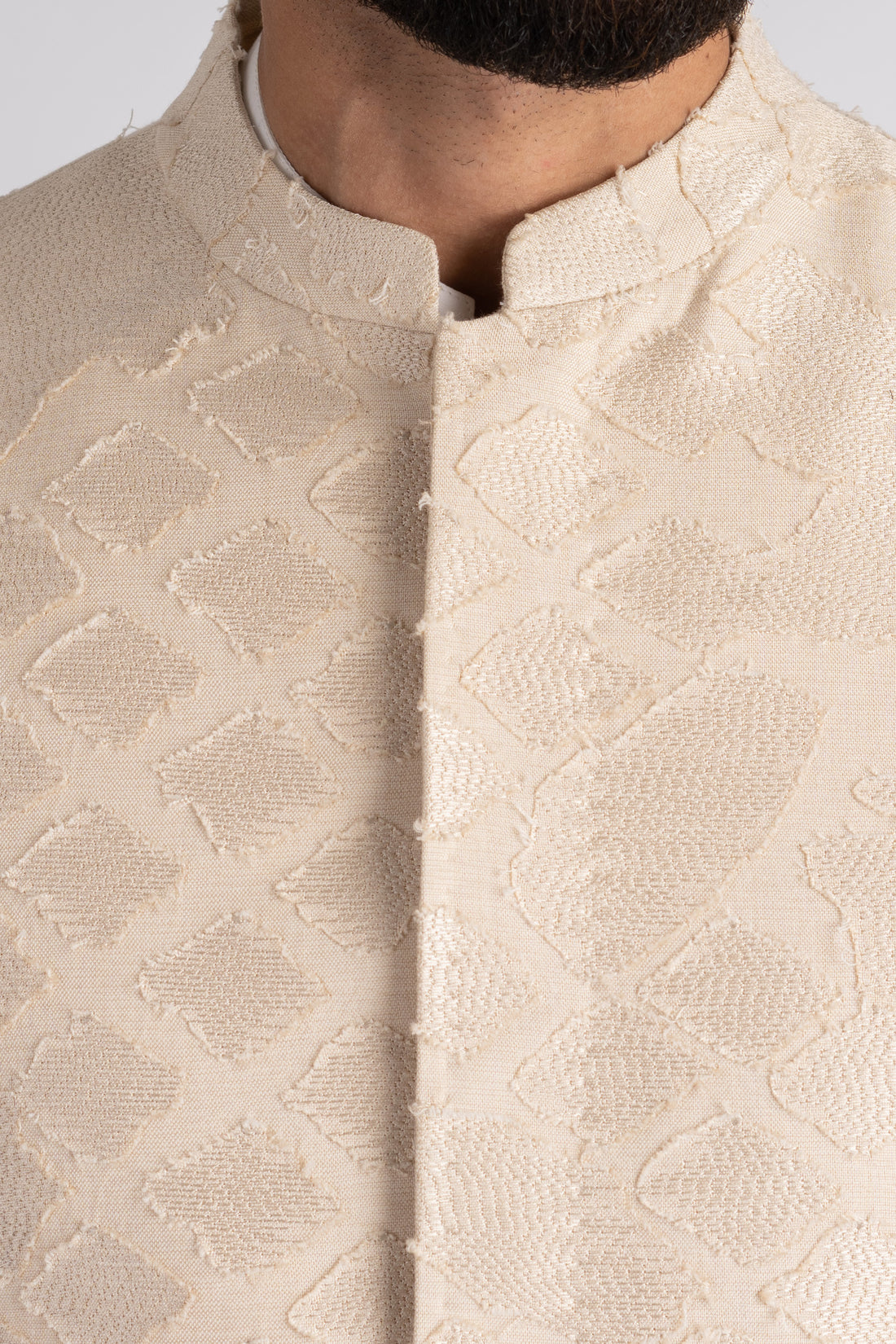 EMBROIDERED-WAISTCOAT-O-WHITE