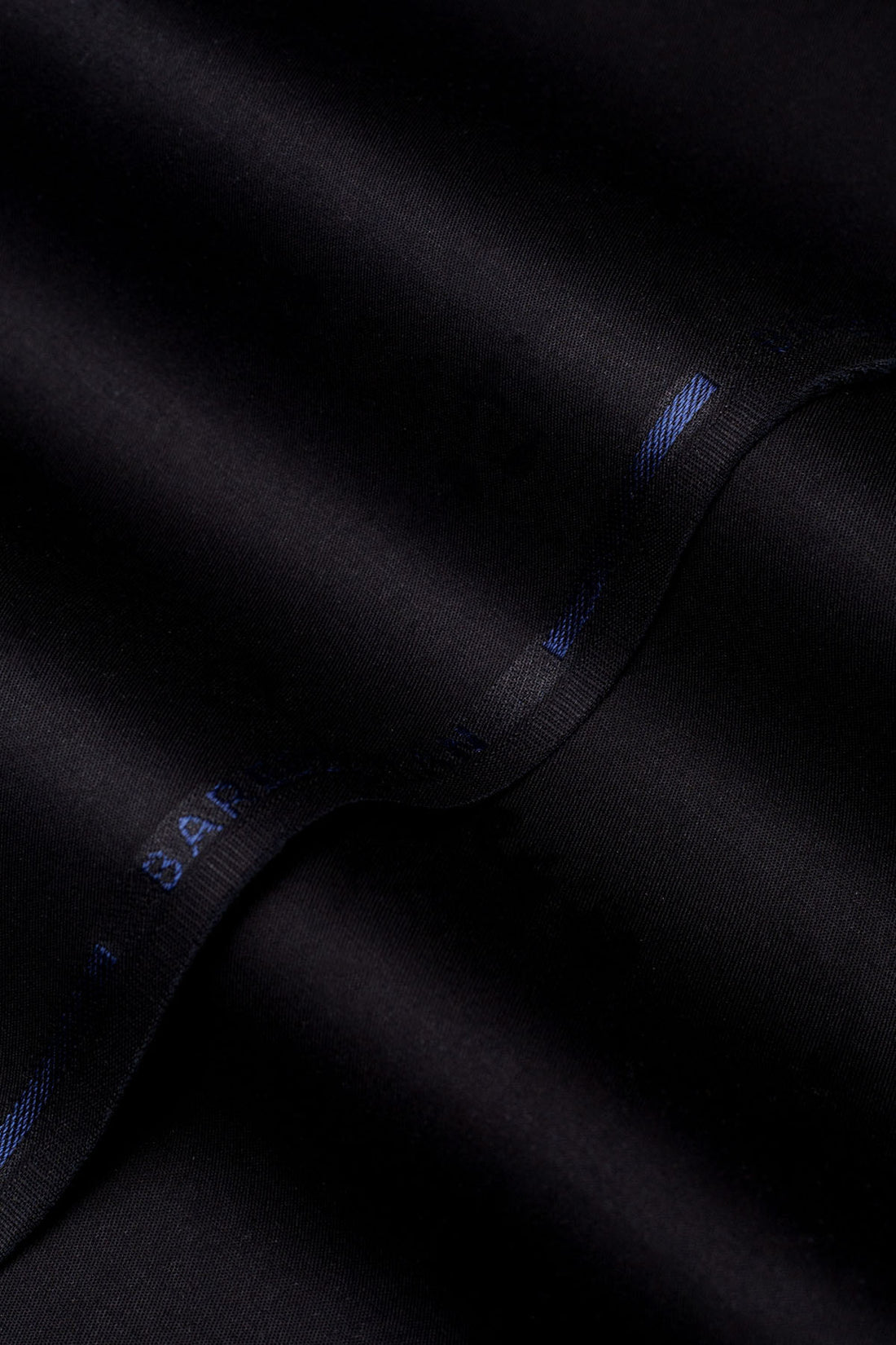 SPUN-SILVER-EGYPTIAN-BMUS2554A-BLACK