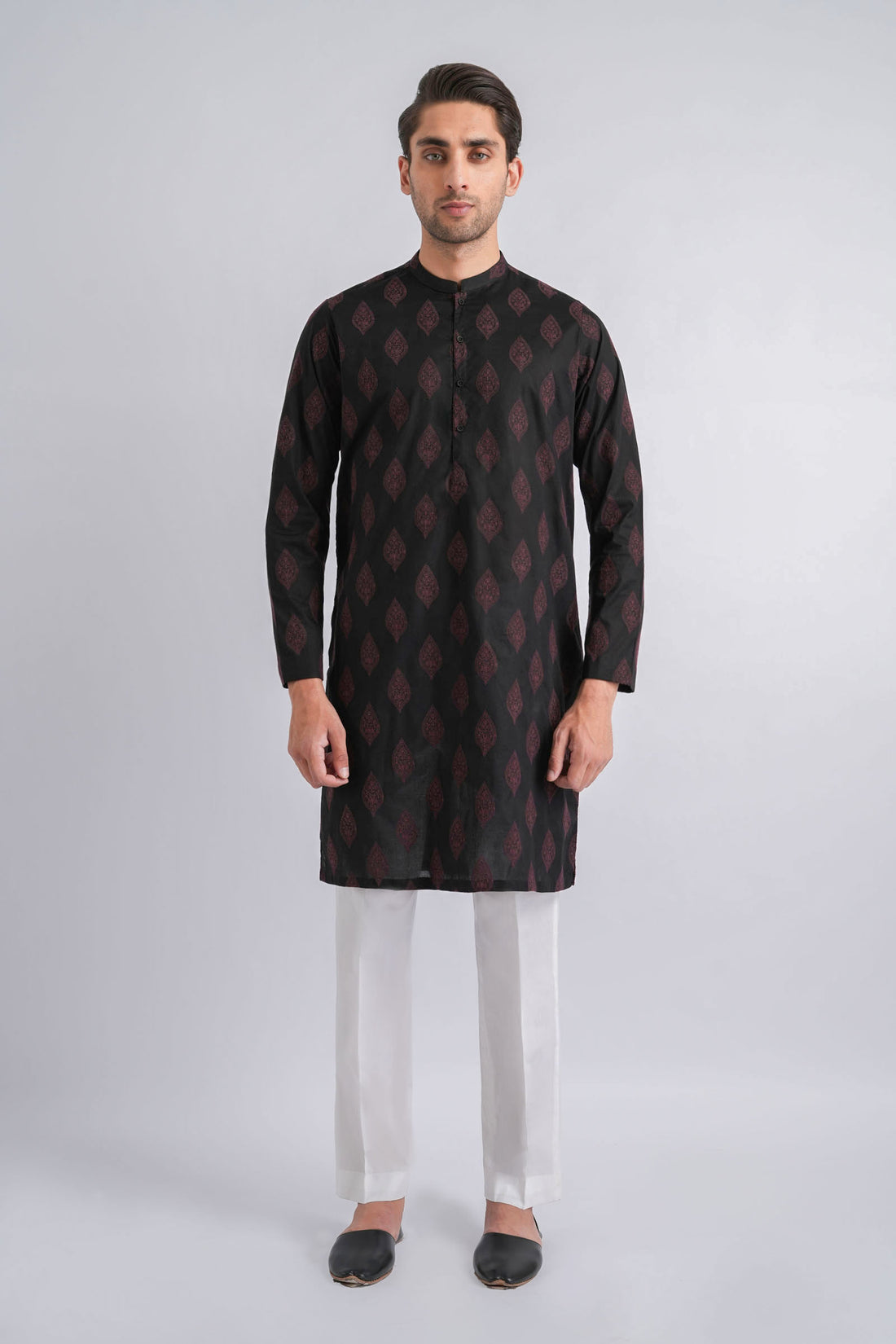 EMBROIDERED-KURTA-BLACK