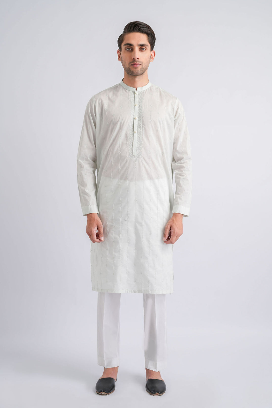 EMBROIDERED-KURTA-PISTA