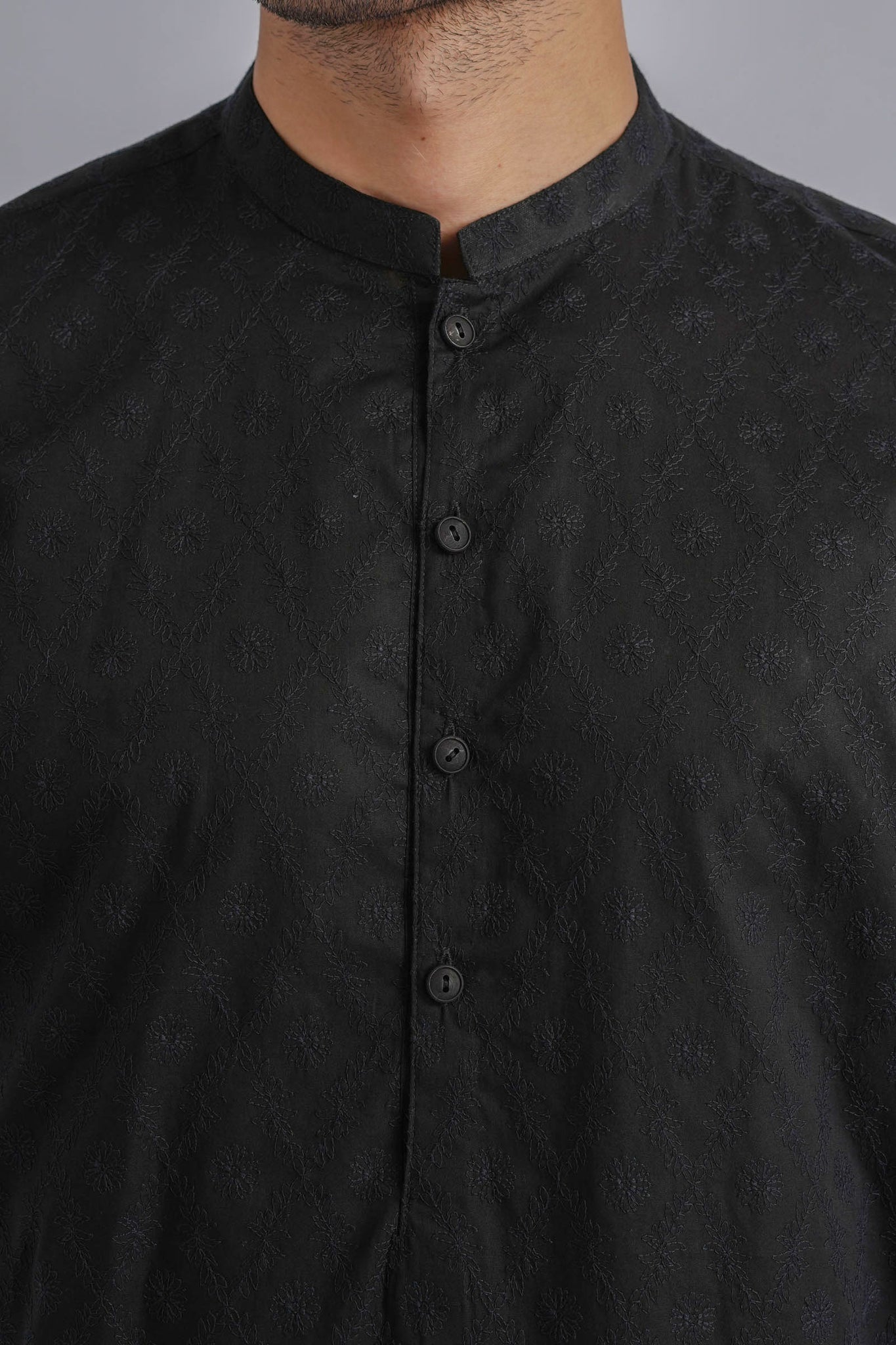 EMBROIDERED-KURTA-BLACK