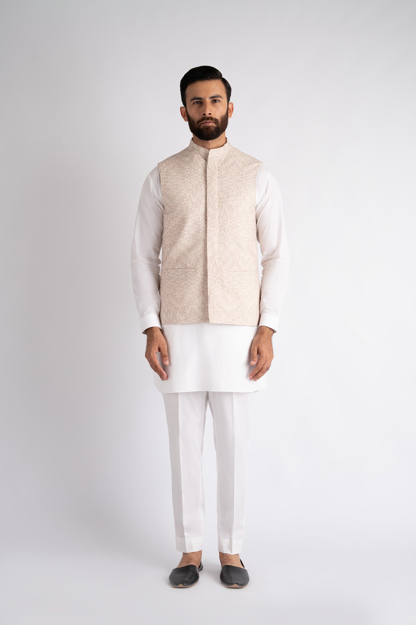 EMBROIDERED-WAISTCOAT-O-WHITE