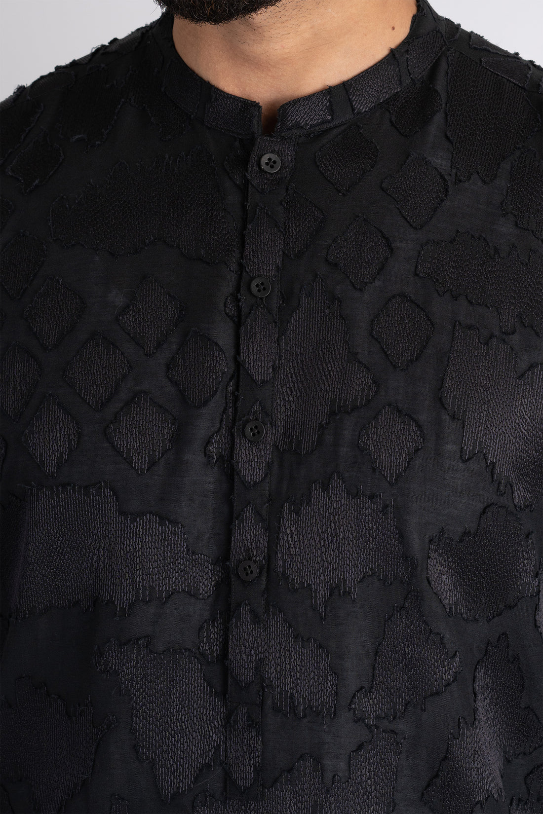 EMBROIDERED-KURTA-BLACK
