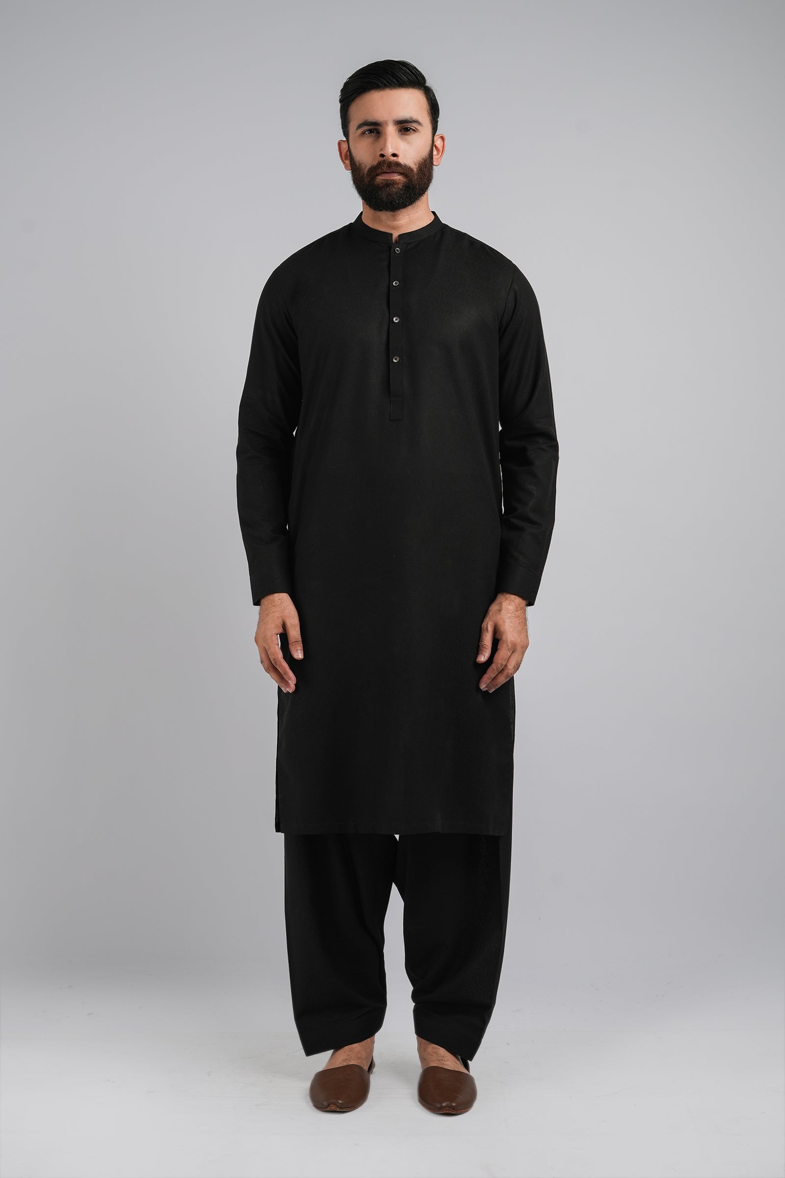SHALWAR-KAMEEZ-BLACK SHALWAR KAMEEZ