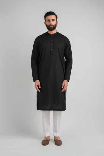 EMBROIDERED-KURTA-BLACK