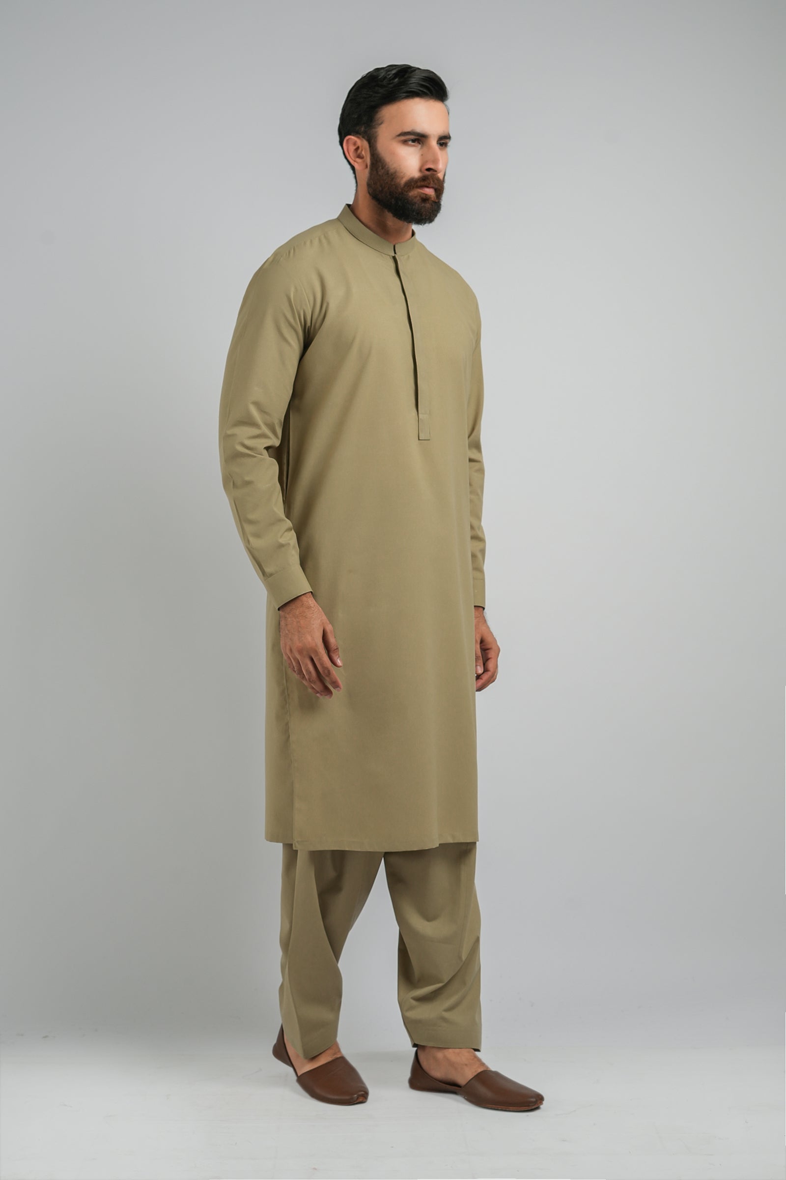 SHALWAR-KAMEEZ-L-GREEN SHALWAR KAMEEZ