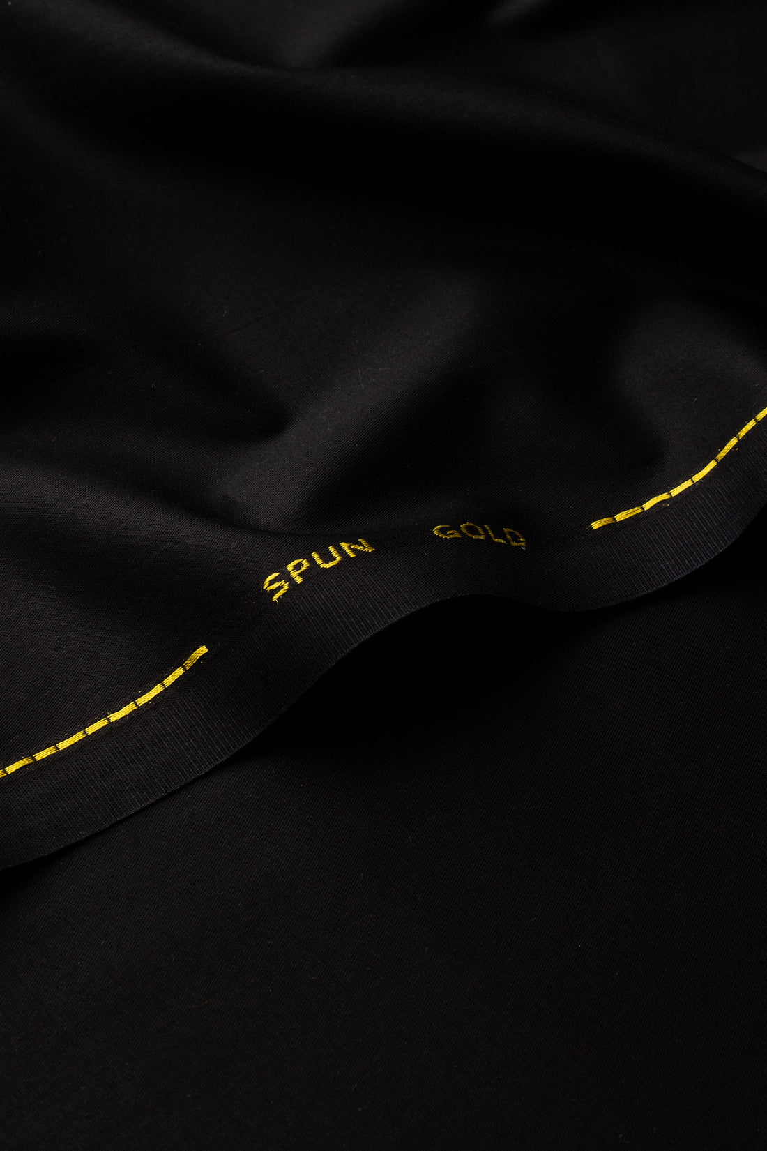 SPUN-GOLD-EGYPTIAN-BLACK