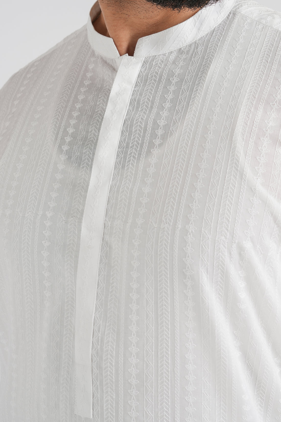 EMBROIDERED-KURTA-WHITE