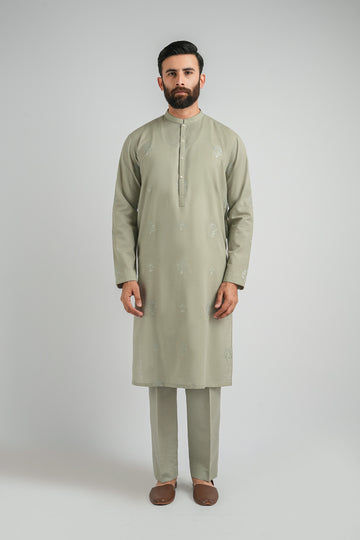EMBROIDERED-KURTA-TROUSER-IVORY-GREEN