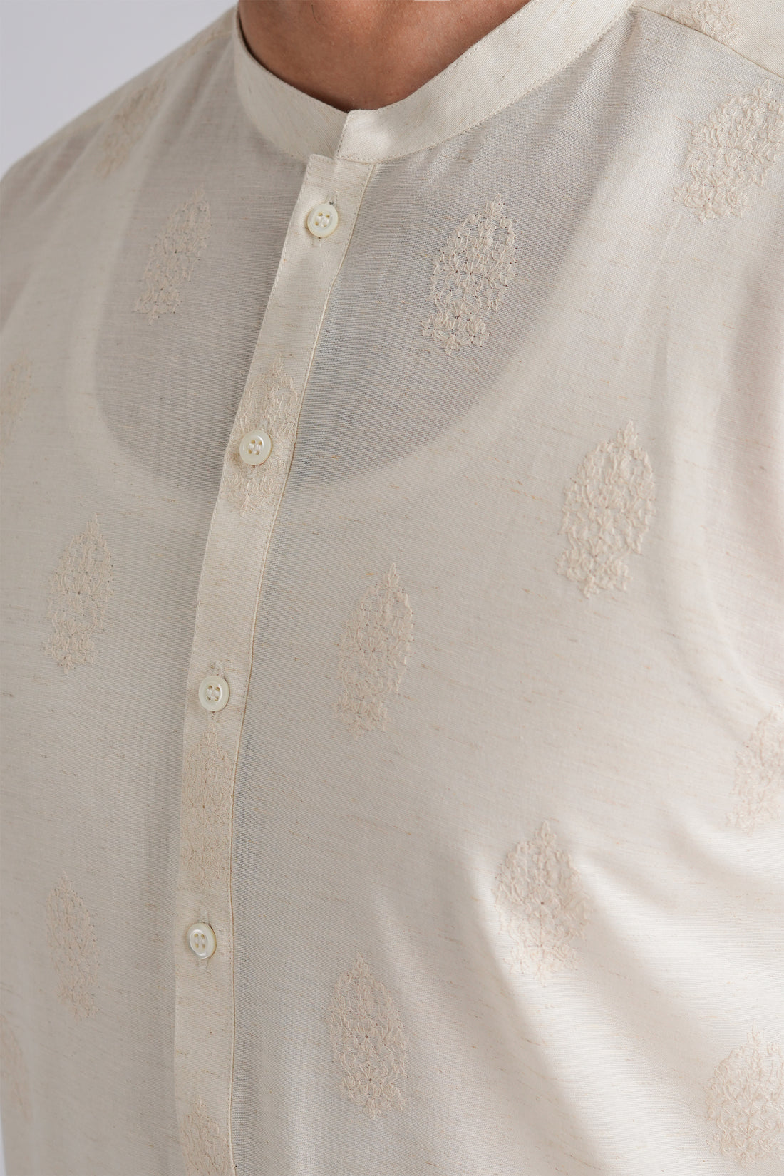 EMBROIDERED-KURTA-O-WHITE