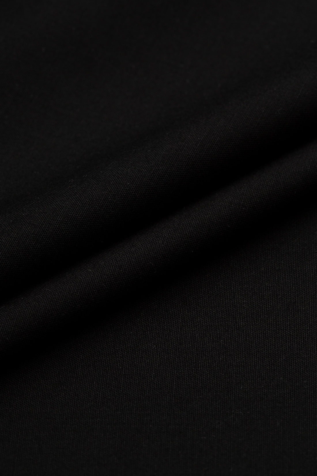 ZIRCON-BLACK