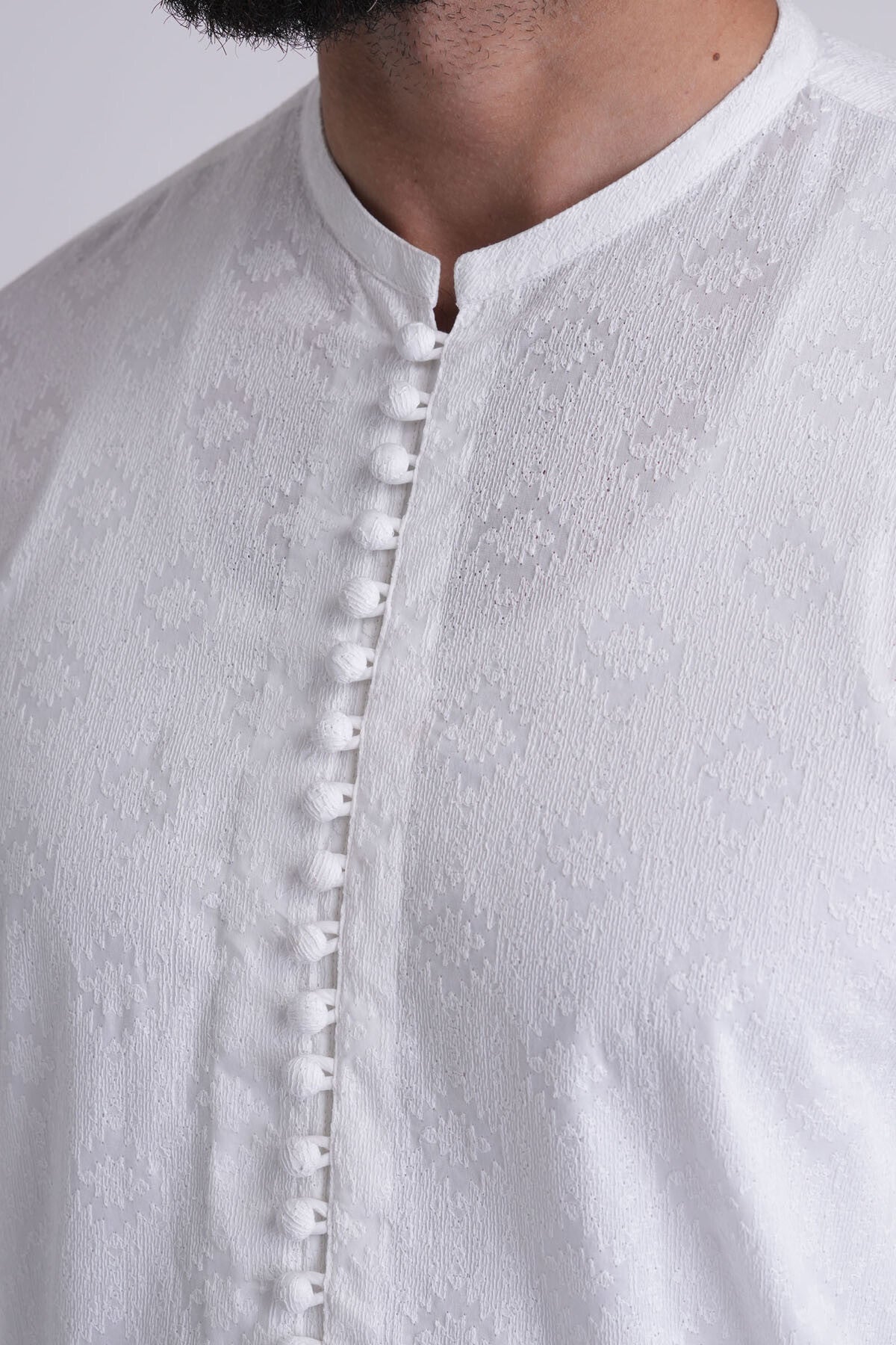 EMBROIDERED-KURTA-WHT