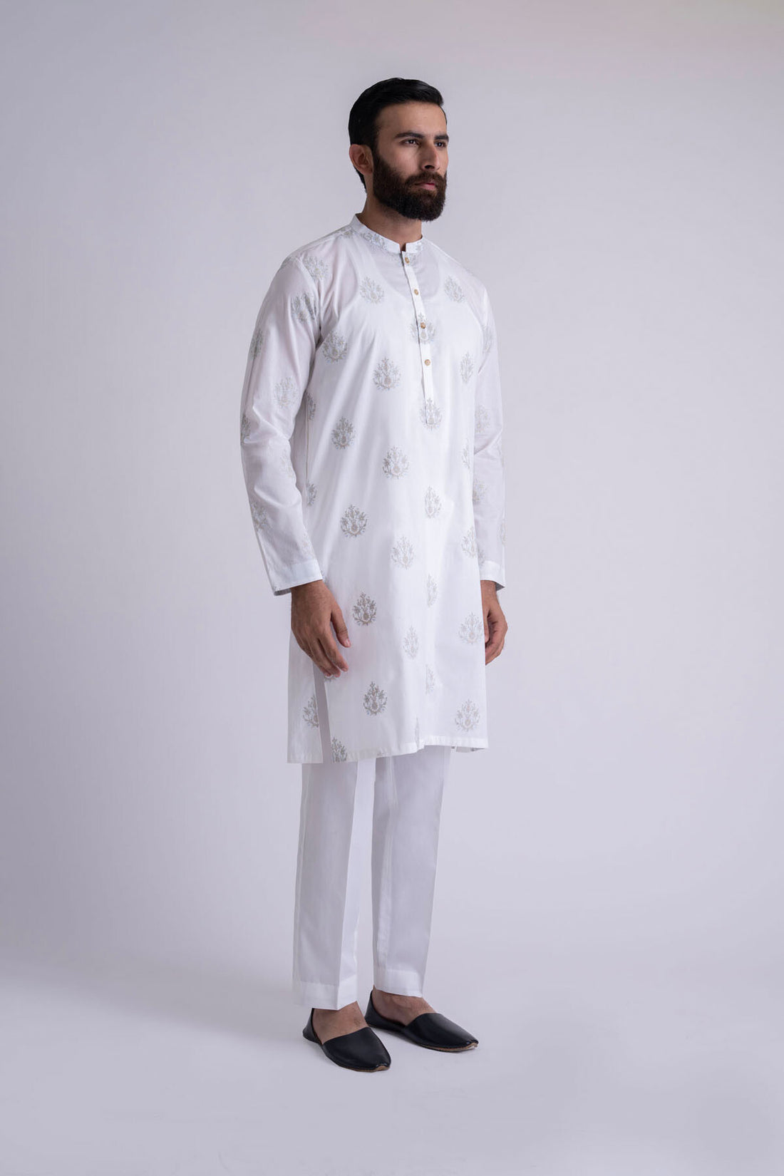 EMBROIDERED-KURTA-WHT