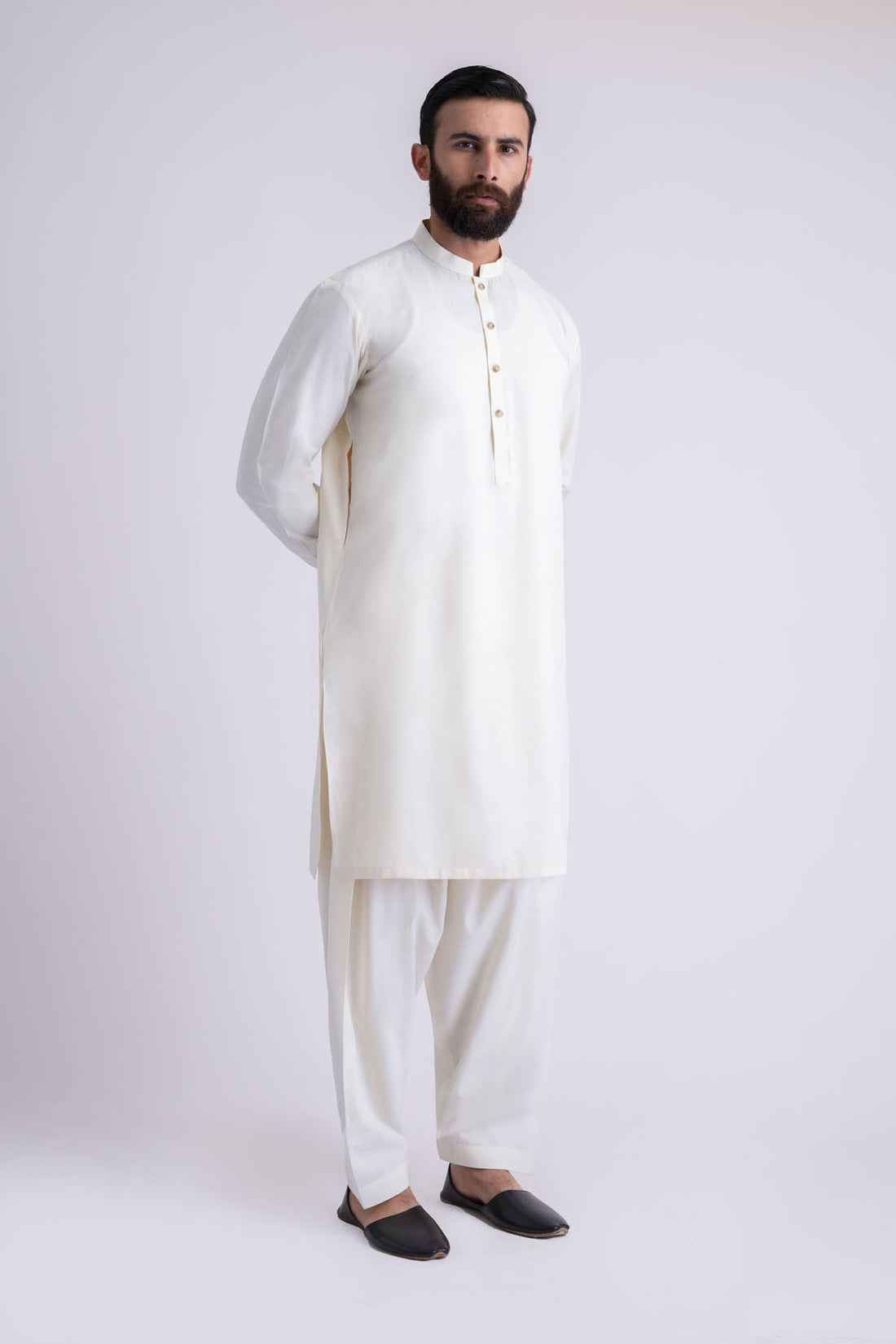 SHALWAR KAMEEZ-O-WHITE