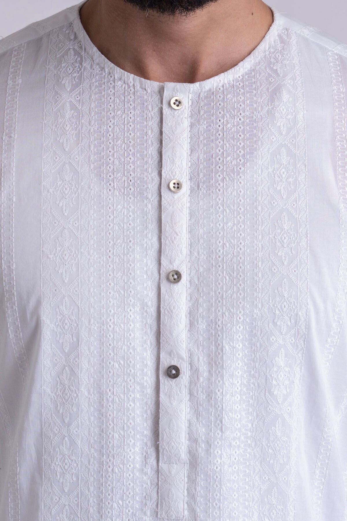 EMBROIDERED-KURTA-WHITE