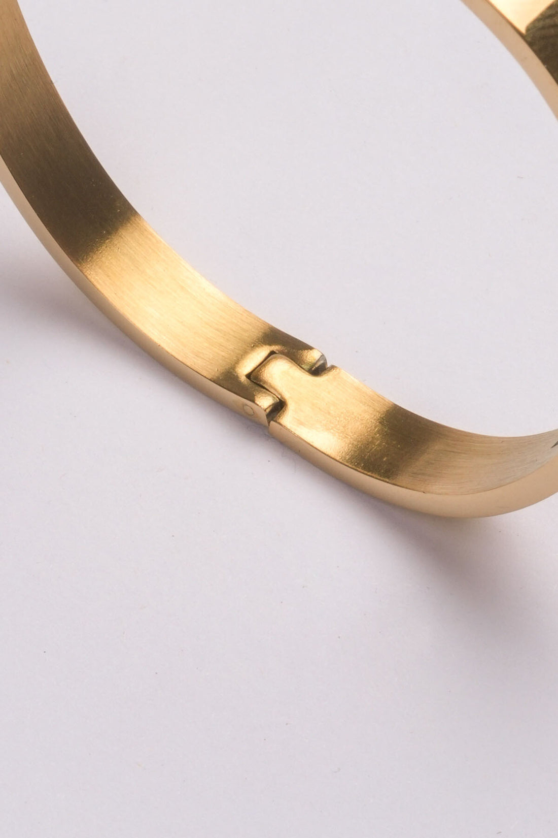 CUFF-TOP-BRASS